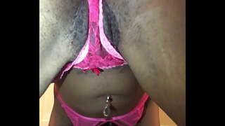 нелликантсэй танчыць тверкинг блізка да твайго твару