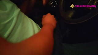 Auriga uber accipiens me per ostendens eam tits ad urbem