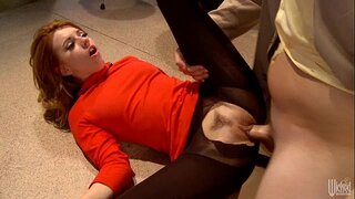 Задница Лекси алсак жакшы смотрится нарын леггинсах