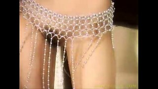 ���ეკვის სოლო girl კარგი a4U - Lincy Leaw