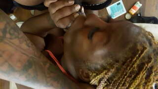 Deepthroat невешт главата од абонос bbw