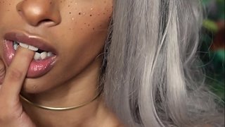 Палави Игриви Горски Елф прави свирка и Люлки На Пениса! Първата сперма в жопе