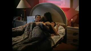 Dua nympho girls kalawan big tits ngaletak masing-masing pussies dina posisi 69, bari salah sahijina meunang x_x di burit nu ku dude